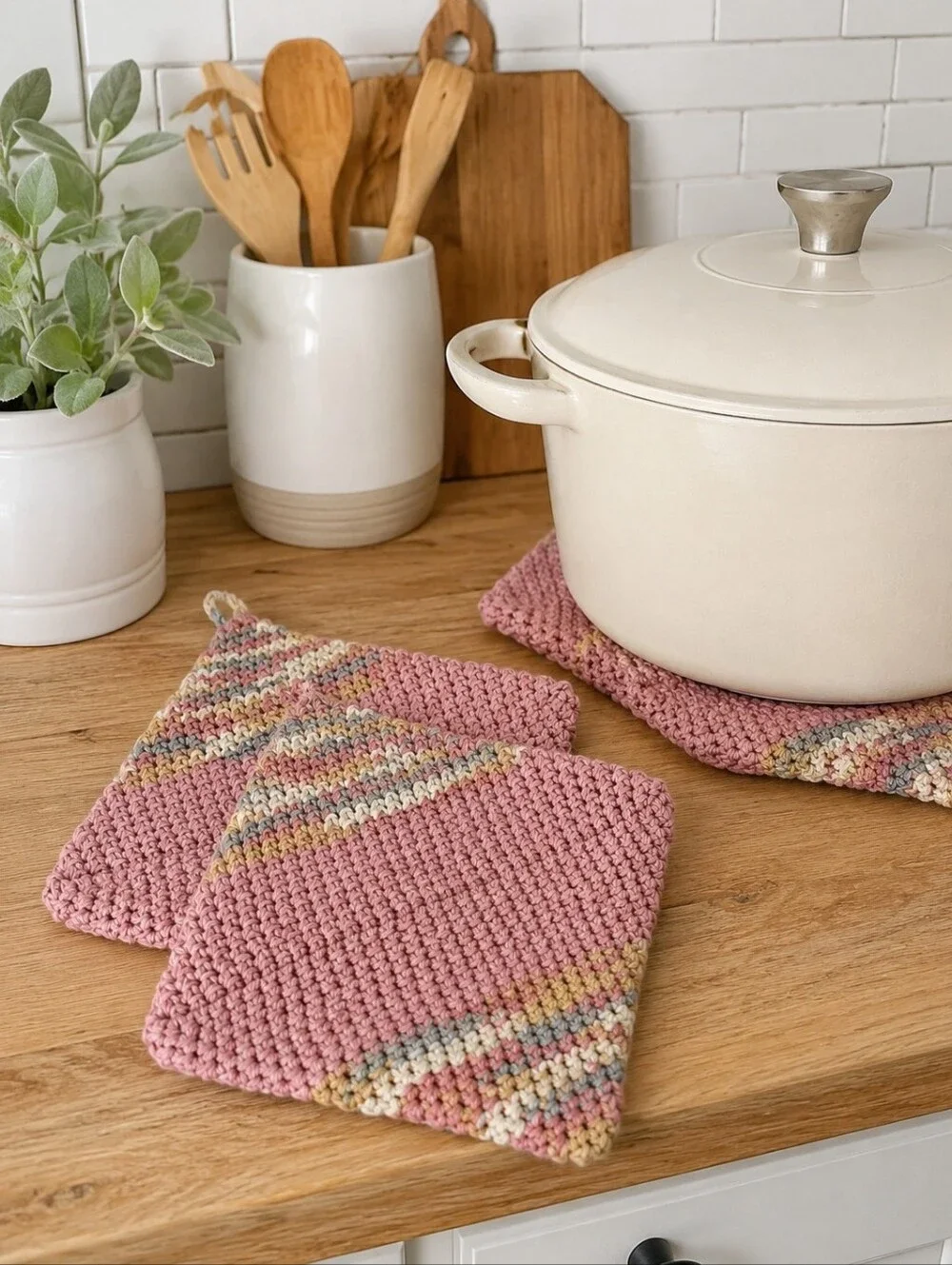 Crochet Potholder Set: Antique Pink With Rosy Cheeks Contrast Stripe